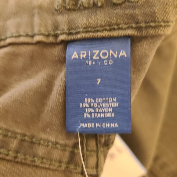 ARIZONA JEAN CO JUNIORS AVOCADO JEGGINGS/SKINNY FIT - 7 - Picture 4 of 9
